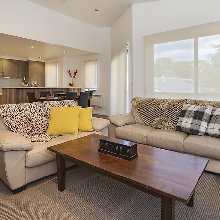 Northview 2 - Modern 2Br Townhouse L Lake View L Central Location L Spa Bath L Wifi Джиндабайн Экстерьер фото